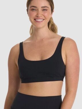 VUORI Daily Bra Women’s Yoga Gym Sports Bra Support in Black MEDIUM (No Pads)